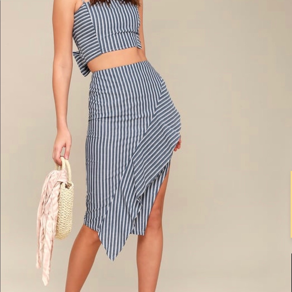 Two piece dress set. Size Medium